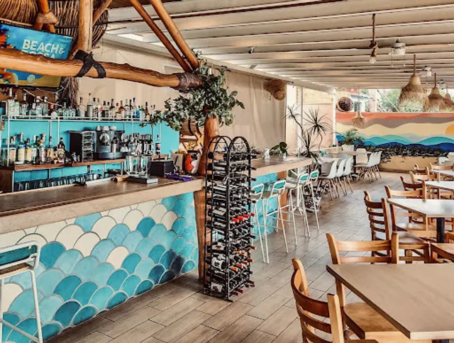 Letra CH Restaurante