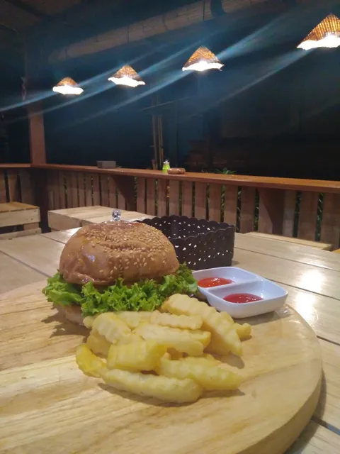 Warung Simpangpat