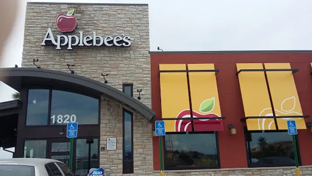 Applebee's Grill + Bar