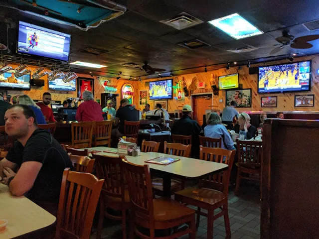 Rickey's Restaurant & Sports Bar