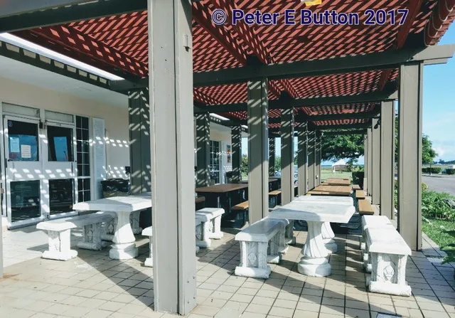 Pizza House Restaurant