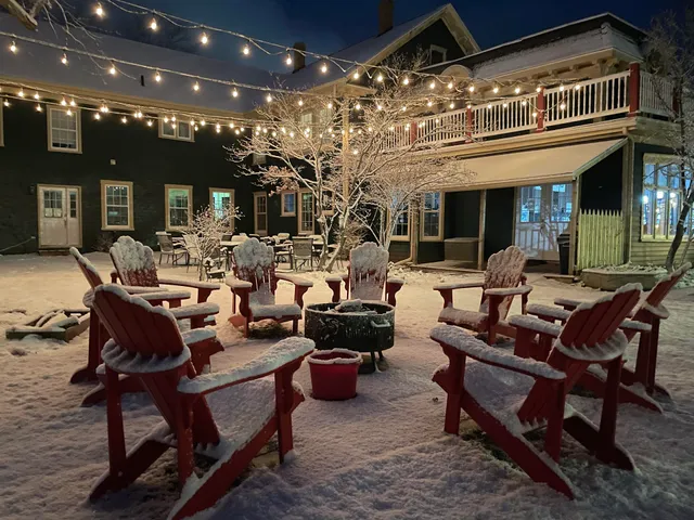 Holman's Heritage Suites