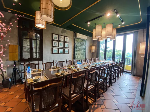 Nhà hàng 1946 Hoàng Cầu