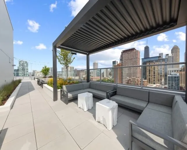 Kasa River North Chicago