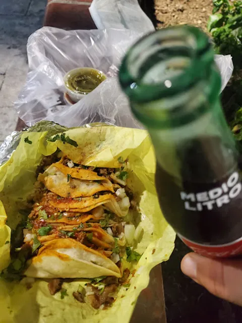 Taqueria Metro Basilica (Lunch Truck #2)