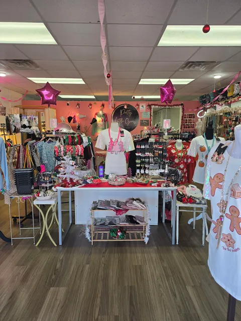 Pretty Little Gems Boutique