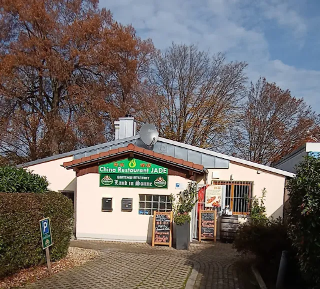 Gaststätte Land in Sonne