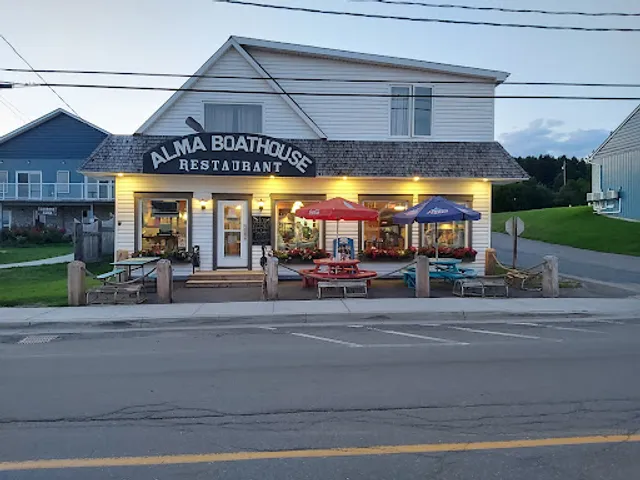 Alma Boathouse Restaurant