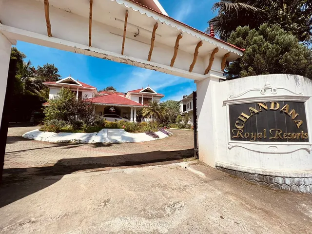 Chandana Royal Resorts