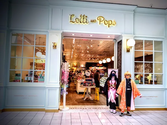 Lolli & Pops