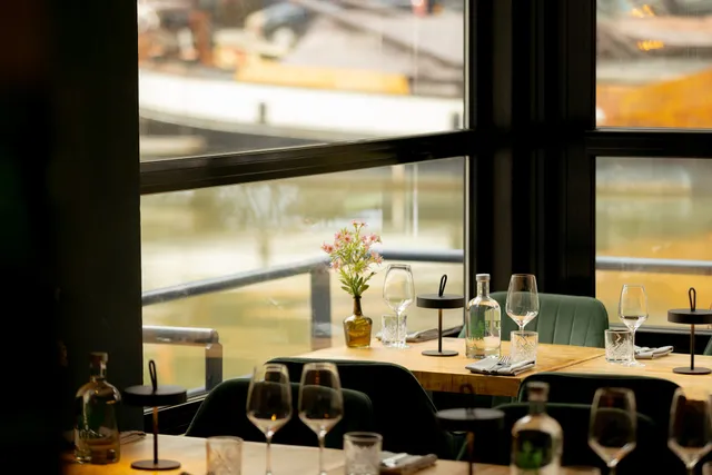 FLOATS Restaurant Rotterdam