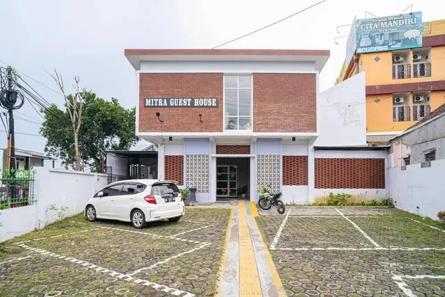 RedDoorz Syariah @ Mitra Guest House