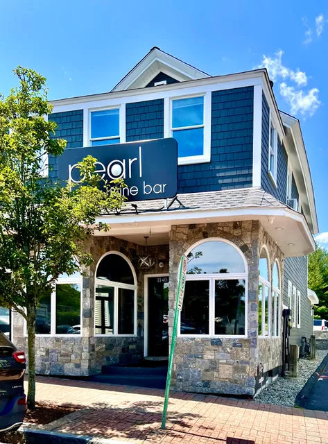 Pearl Bistro & Wine Bar