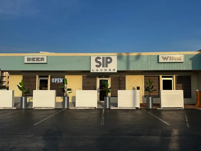 Sip Lounge