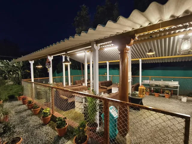 Lake Flower Homestay