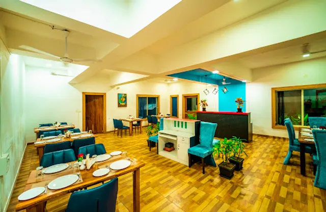 Cassava Family Restaurant By Hotel Green View