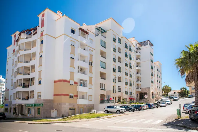 Vinyl Flat Bed & Breakfast