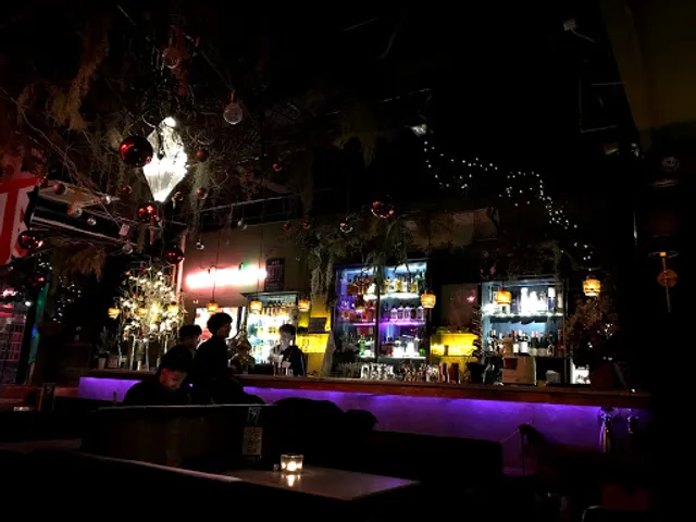 VERVO Club & London Gin Bar