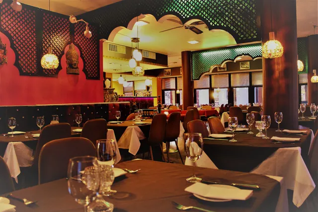 Tandoori Guru Indisk Restaurant