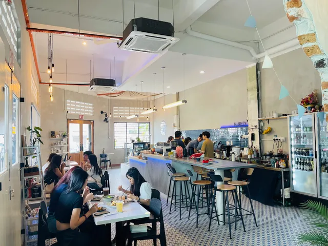 Ninety Guest House & Coffee Bar