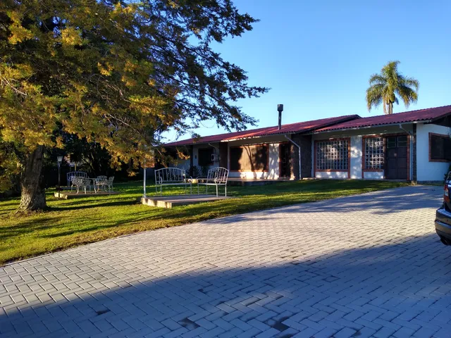 Hospedagem Hortênsias Douradas Canela