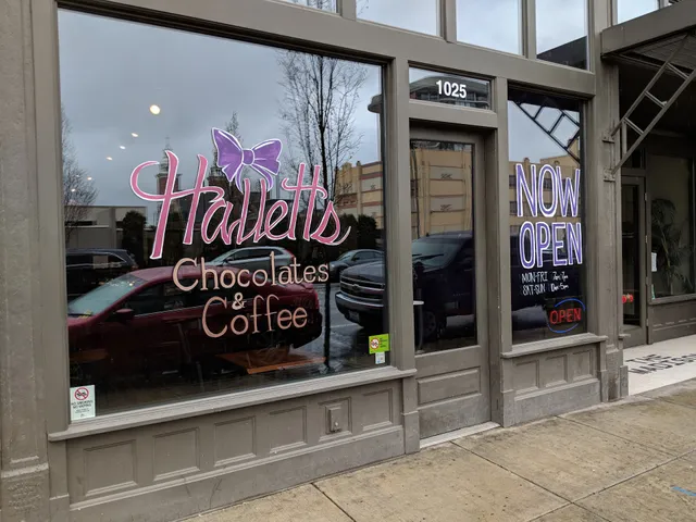 Halletts Chocolates Factory Store and Coffee
