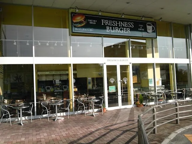 FRESHNESS BURGER AEON MALL KASHIHARA