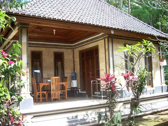 Keliki Painting School