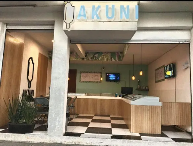 AKUNI HELADOS Y PALETAS RELLENAS