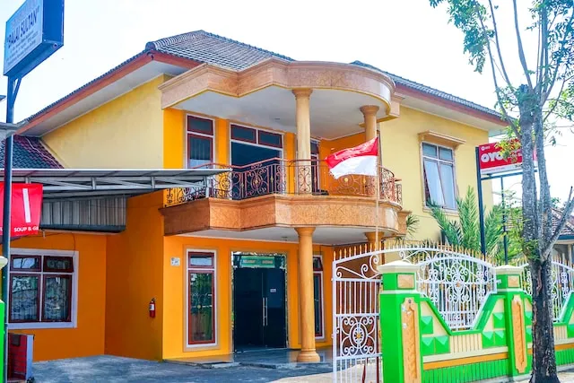 OYO 923 Penginapan Balai Sultan Syariah