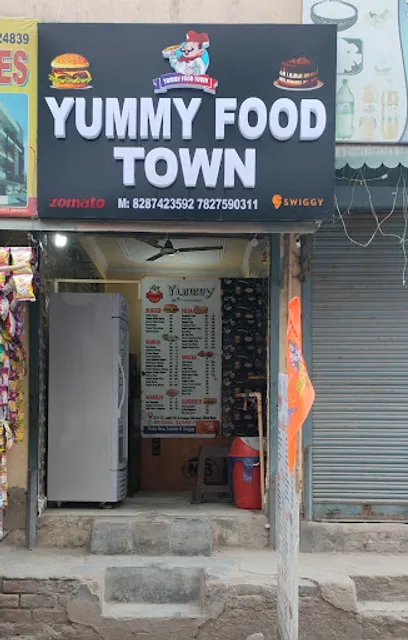Yummy Food Town
