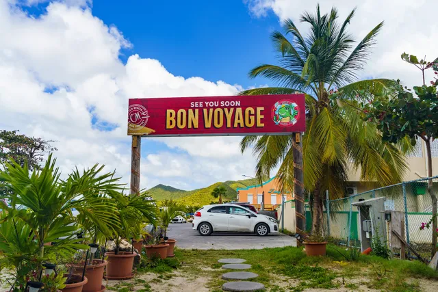 Cocky Turtle Beach Bar & Restaurant