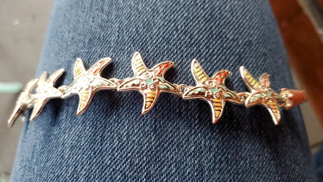 My Sister's Jewelry Box