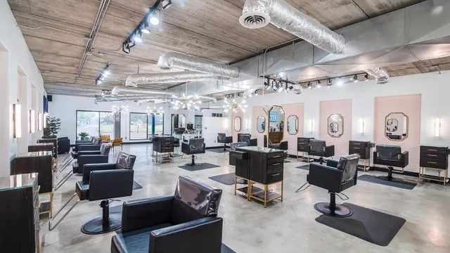 Urban Eve Salon and Boutique Lake Jackson