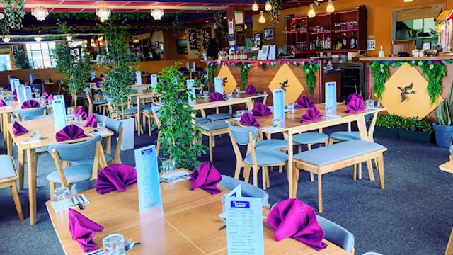 Sai Rung Thai Rosedale