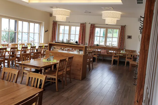 Perbersdorfer Heuriger - Hotel