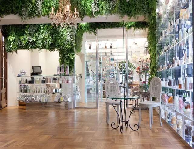 オブヘアー 銀座店 / Of cosmetics