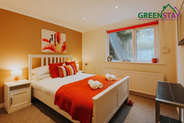 The Garden Apartment Newquay by Greenstay Serviced Accommodation & Apartments