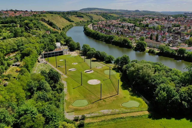 CITYGOLF STUTTGART | Eventlocation | Golfübungsanlage | Adventure Minigolf