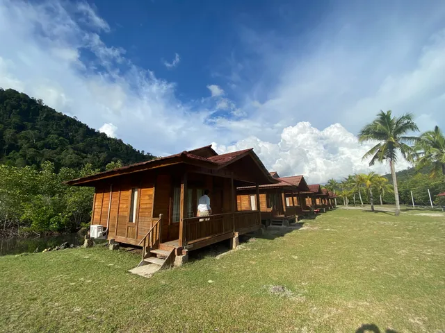 Nyalo Beach Cottages