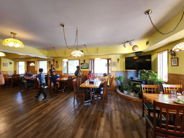 Famous Chinese Restaurant