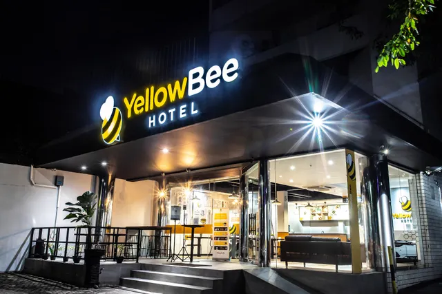 Yellow Bee Tanah Abang Jakarta