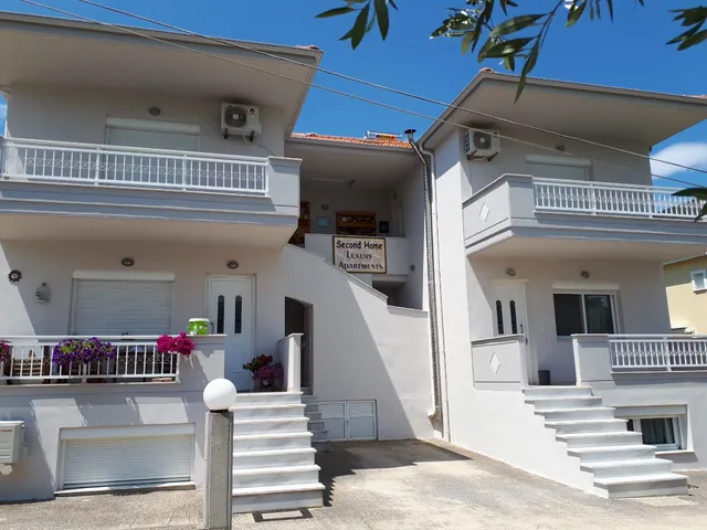 Second Home Luxury Apartments