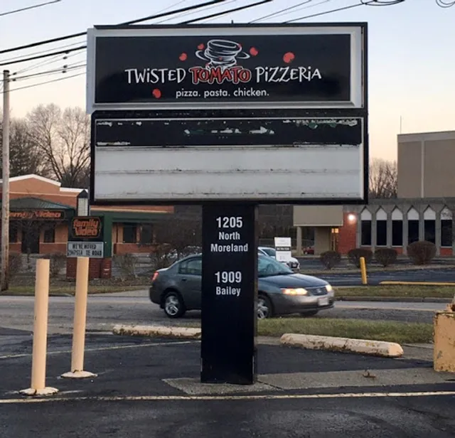 Twisted Tomato Pizzeria