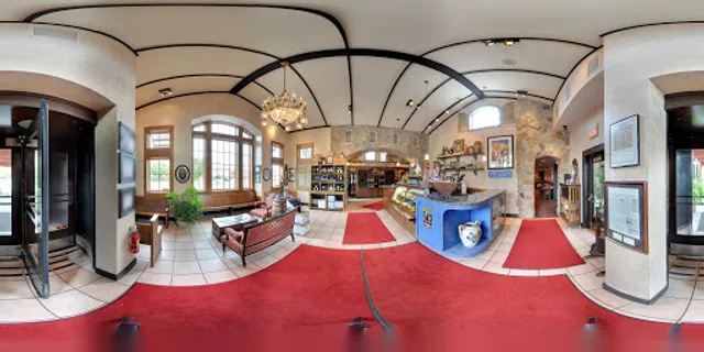 Latin King Italian Dining