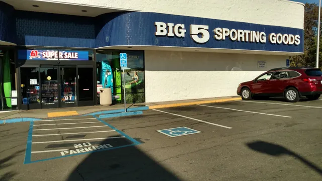 Big 5 Sporting Goods