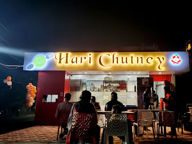 Maan Palace Hari Chutney