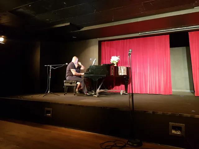 The Arthur Newman Theatre @ The Joslyn Center