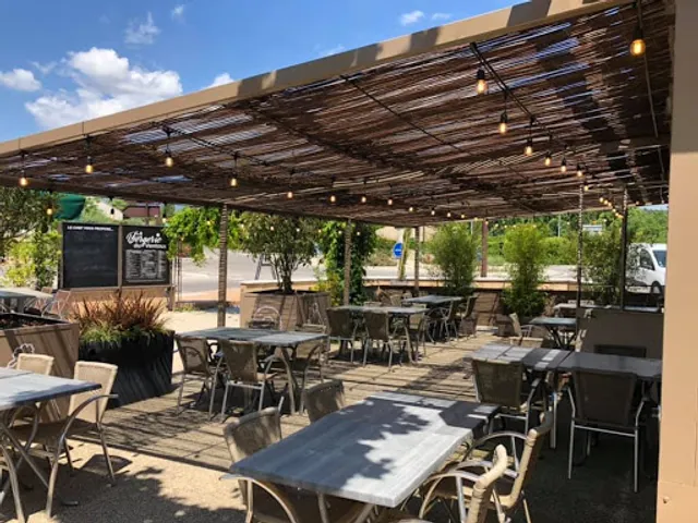 LA BERGERIE DU VENTOUX - RESTAURANT & GÎTES