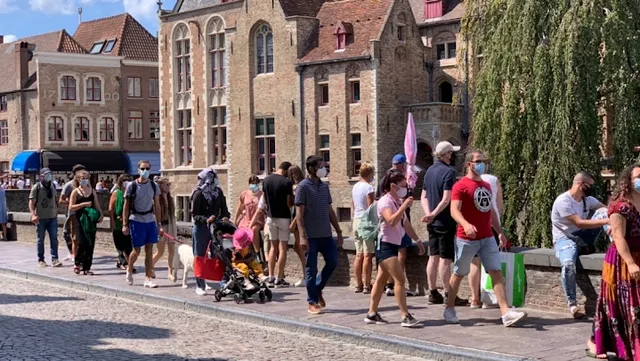 Ambassadors Tours | (Free) Walking Tours & Activities by Local Guides